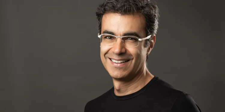 O brasileiro à frente da reinvenção de marca que chegou à Casa Branca