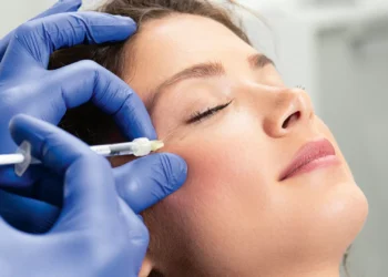 Beleza a qualquer custo: os excessos e riscos da explosão do uso do ácido hialurônico